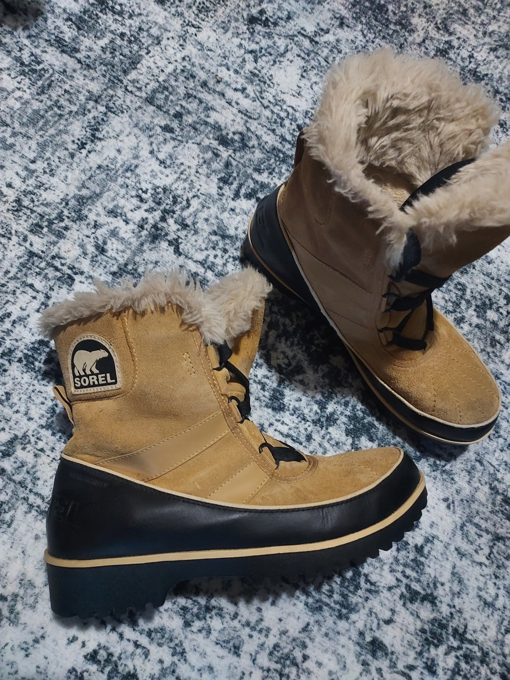 SOREL Tan Suede Fur-Lined Winter Boots